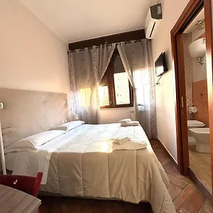 To Fly Guest house Naples