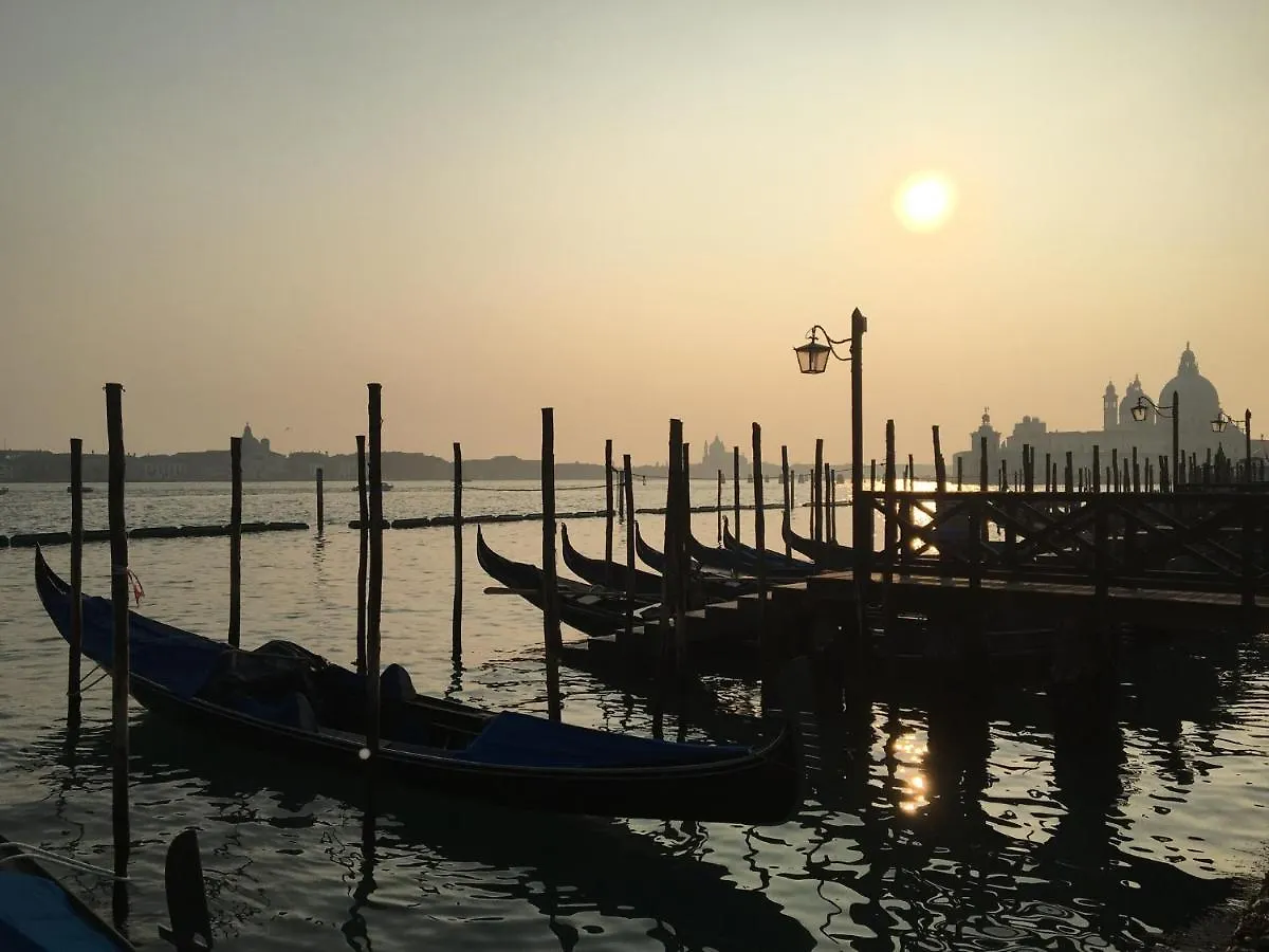 Guest house Hayez Rooms Venice Italy